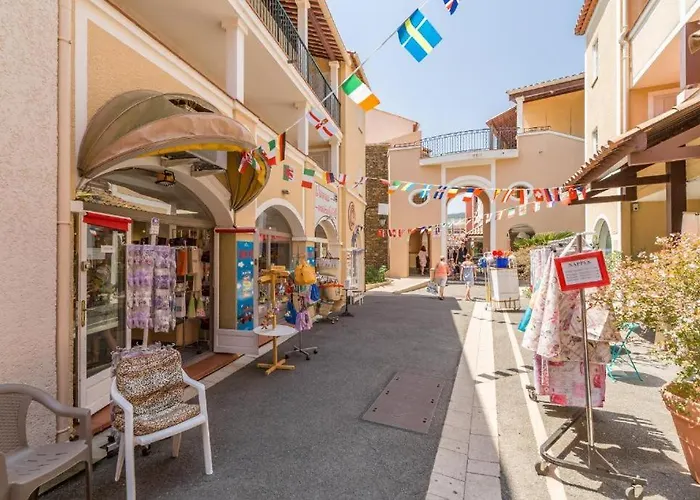 Appartement 4 Personnes Cap Estérel Centre Du Village