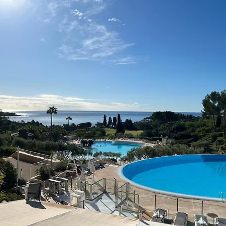 4 Personnes Cap Esterel Centre Du Village